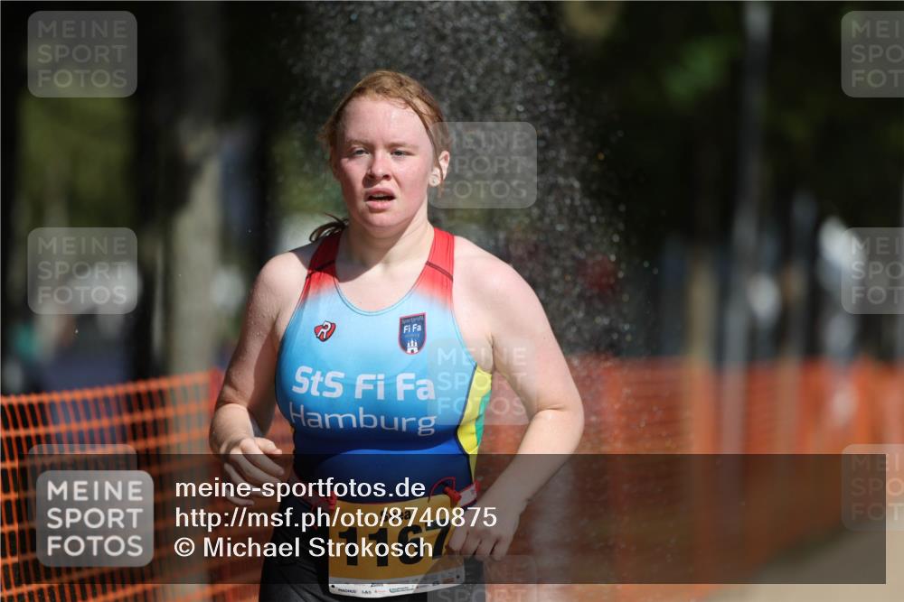 07.09.2025 - 19. Norderstedt Triathlon Michael Strokosch http://msf.ph/oto/8740875 07.09.2025 11:52:39 Laufen 1167, 1193, 1227 meine-sportfotos.de