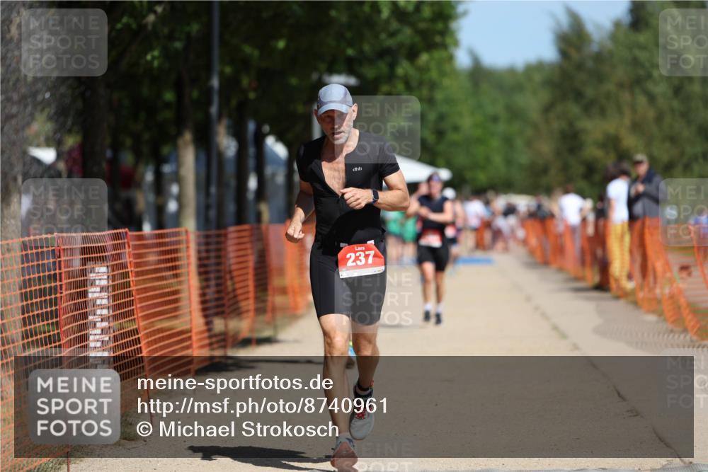 07.09.2025 - 19. Norderstedt Triathlon Michael Strokosch http://msf.ph/oto/8740961 07.09.2025 12:31:18 Laufen 215, 237, 1361 meine-sportfotos.de