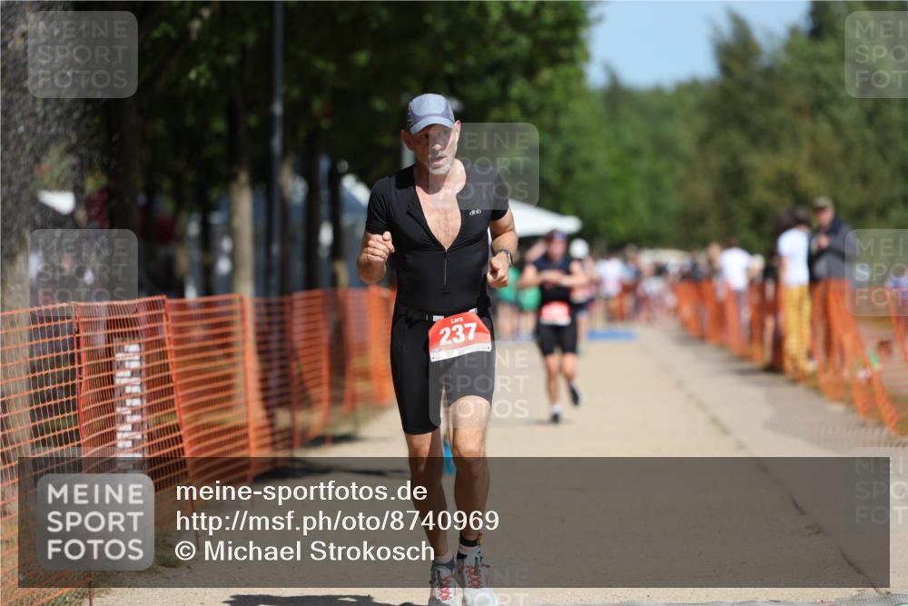 07.09.2025 - 19. Norderstedt Triathlon Michael Strokosch http://msf.ph/oto/8740969 07.09.2025 12:31:18 Laufen 215, 237, 1361 meine-sportfotos.de