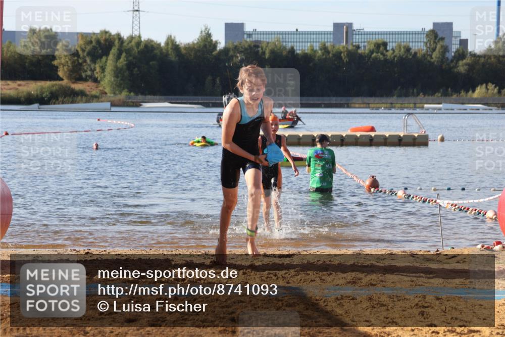 07.09.2025 - 19. Norderstedt Triathlon Luisa Fischer http://msf.ph/oto/8741093 07.09.2025 09:31:38 Schwimmen 560, 579, 581, 626, 632 meine-sportfotos.de