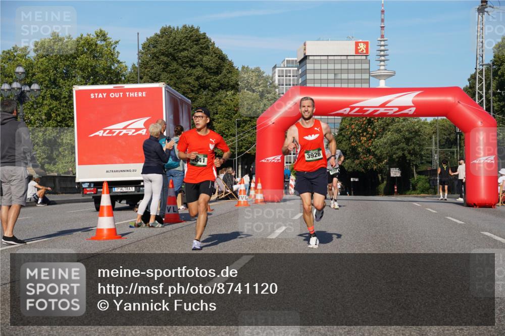 07.09.2025 - BARMER Alsterlauf Yannick Fuchs http://msf.ph/oto/8741120 07.09.2025 09:27:49 Laufen 1, 641, 3926 meine-sportfotos.de