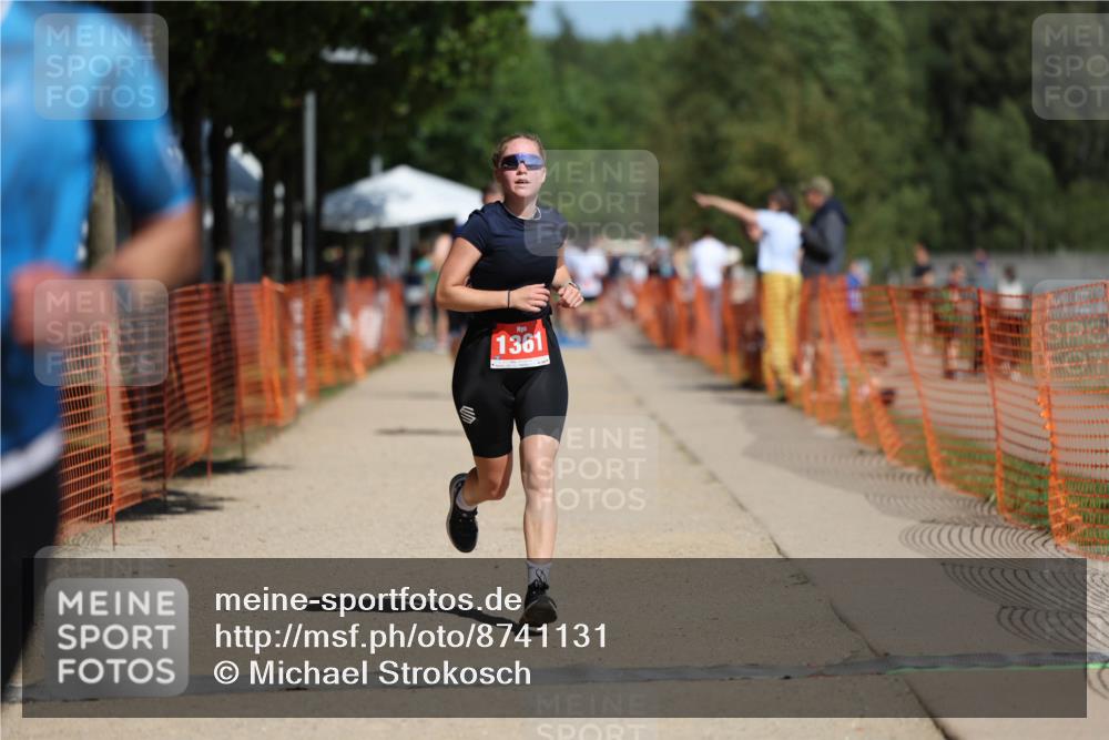 07.09.2025 - 19. Norderstedt Triathlon Michael Strokosch http://msf.ph/oto/8741131 07.09.2025 12:31:23 Laufen 215, 237, 1231, 1361 meine-sportfotos.de