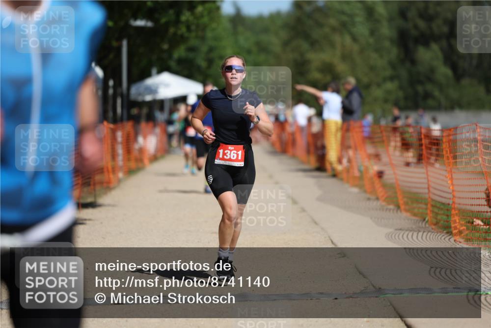 07.09.2025 - 19. Norderstedt Triathlon Michael Strokosch http://msf.ph/oto/8741140 07.09.2025 12:31:23 Laufen 215, 237, 1231, 1361 meine-sportfotos.de