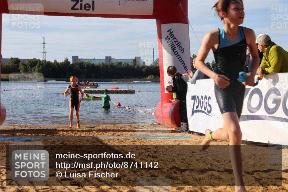 07.09.2025 - 19. Norderstedt Triathlon Luisa Fischer http://msf.ph/oto/8741142 07.09.2025 09:31:40 Schwimmen 560, 581, 626 meine-sportfotos.de