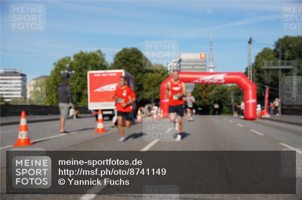07.09.2025 - BARMER Alsterlauf Yannick Fuchs http://msf.ph/oto/8741149 07.09.2025 09:27:50 Laufen  meine-sportfotos.de