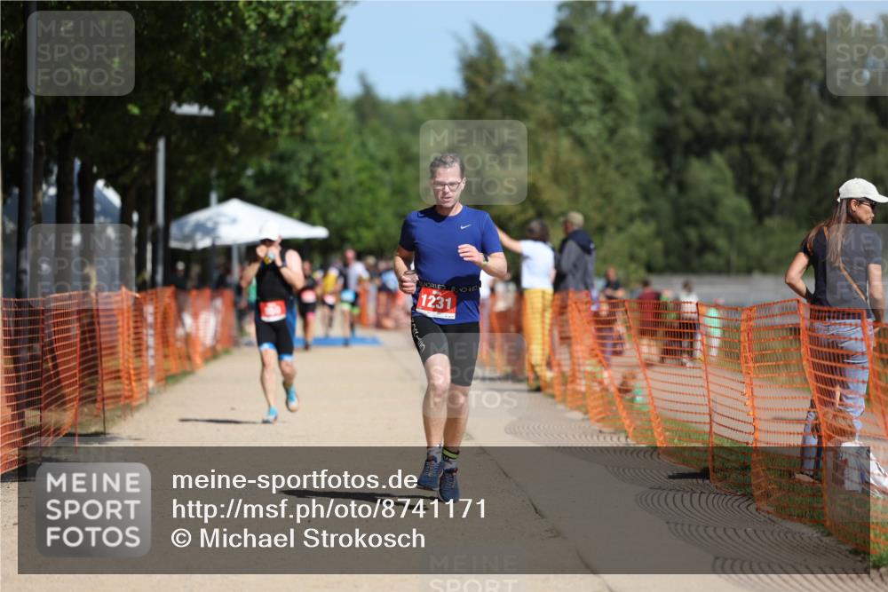 07.09.2025 - 19. Norderstedt Triathlon Michael Strokosch http://msf.ph/oto/8741171 07.09.2025 12:31:27 Laufen 850, 1231, 1361 meine-sportfotos.de