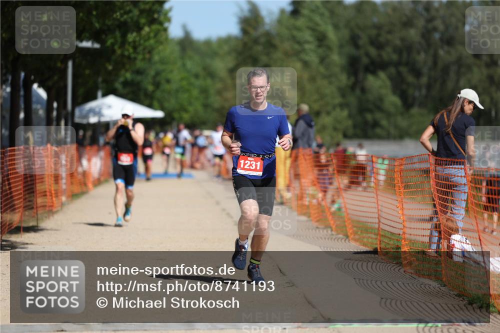 07.09.2025 - 19. Norderstedt Triathlon Michael Strokosch http://msf.ph/oto/8741193 07.09.2025 12:31:27 Laufen 850, 1231, 1361 meine-sportfotos.de