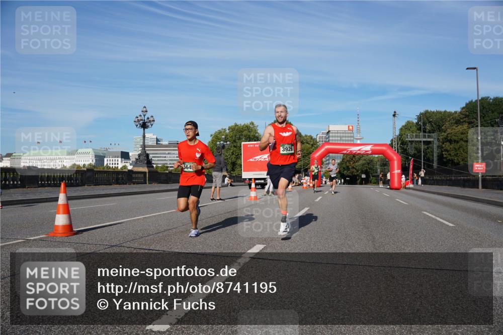 07.09.2025 - BARMER Alsterlauf Yannick Fuchs http://msf.ph/oto/8741195 07.09.2025 09:27:51 Laufen 564, 3926 meine-sportfotos.de