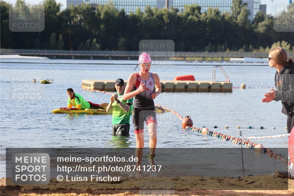 07.09.2025 - 19. Norderstedt Triathlon Luisa Fischer http://msf.ph/oto/8741237 07.09.2025 09:32:38 Schwimmen 628 meine-sportfotos.de