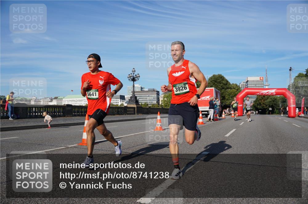 07.09.2025 - BARMER Alsterlauf Yannick Fuchs http://msf.ph/oto/8741238 07.09.2025 09:27:51 Laufen 5641, 3926 meine-sportfotos.de