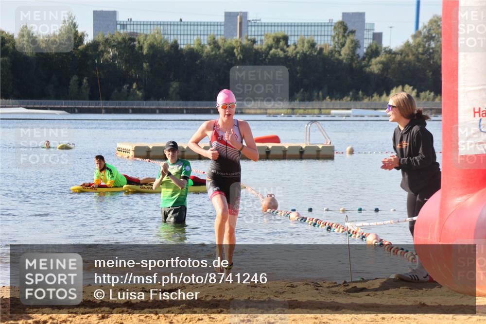 07.09.2025 - 19. Norderstedt Triathlon Luisa Fischer http://msf.ph/oto/8741246 07.09.2025 09:32:38 Schwimmen 628 meine-sportfotos.de