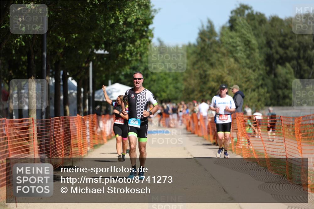 07.09.2025 - 19. Norderstedt Triathlon Michael Strokosch http://msf.ph/oto/8741273 07.09.2025 12:31:42 Laufen 898, 1315 meine-sportfotos.de