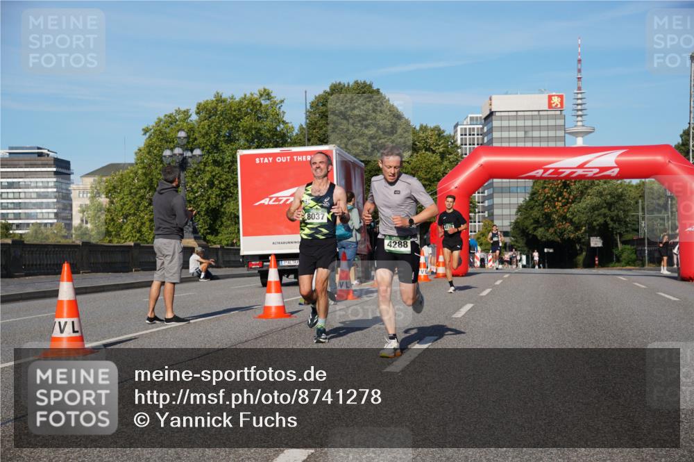 07.09.2025 - BARMER Alsterlauf Yannick Fuchs http://msf.ph/oto/8741278 07.09.2025 09:27:53 Laufen 8037, 4138, 4288 meine-sportfotos.de
