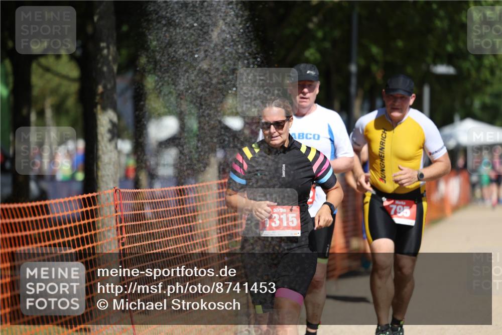 07.09.2025 - 19. Norderstedt Triathlon Michael Strokosch http://msf.ph/oto/8741453 07.09.2025 12:31:50 Laufen 168, 795, 1282, 1315 meine-sportfotos.de