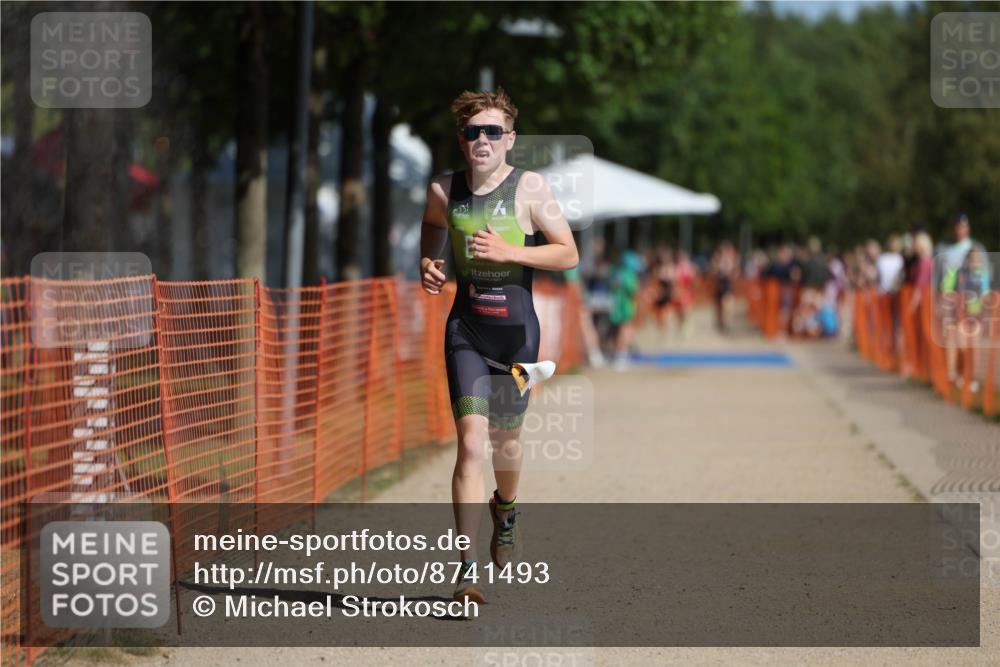 07.09.2025 - 19. Norderstedt Triathlon Michael Strokosch http://msf.ph/oto/8741493 07.09.2025 11:53:46 Laufen 1180 meine-sportfotos.de