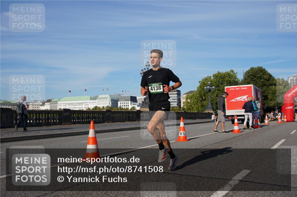 07.09.2025 - BARMER Alsterlauf Yannick Fuchs http://msf.ph/oto/8741508 07.09.2025 09:27:56 Laufen 4138 meine-sportfotos.de
