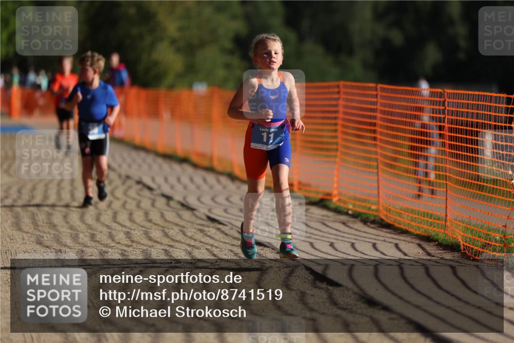 07.09.2025 - 19. Norderstedt Triathlon Michael Strokosch http://msf.ph/oto/8741519 07.09.2025 09:15:31 Laufen 11, 38 meine-sportfotos.de