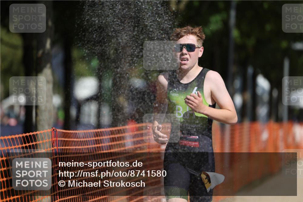 07.09.2025 - 19. Norderstedt Triathlon Michael Strokosch http://msf.ph/oto/8741580 07.09.2025 11:53:48 Laufen 1180 meine-sportfotos.de