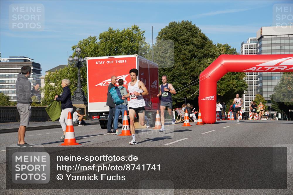 07.09.2025 - BARMER Alsterlauf Yannick Fuchs http://msf.ph/oto/8741741 07.09.2025 09:28:12 Laufen 230, 4470 meine-sportfotos.de