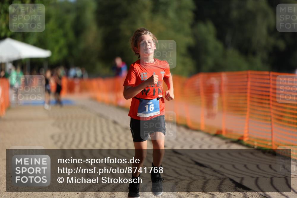 07.09.2025 - 19. Norderstedt Triathlon Michael Strokosch http://msf.ph/oto/8741768 07.09.2025 09:15:40 Laufen 16, 38 meine-sportfotos.de
