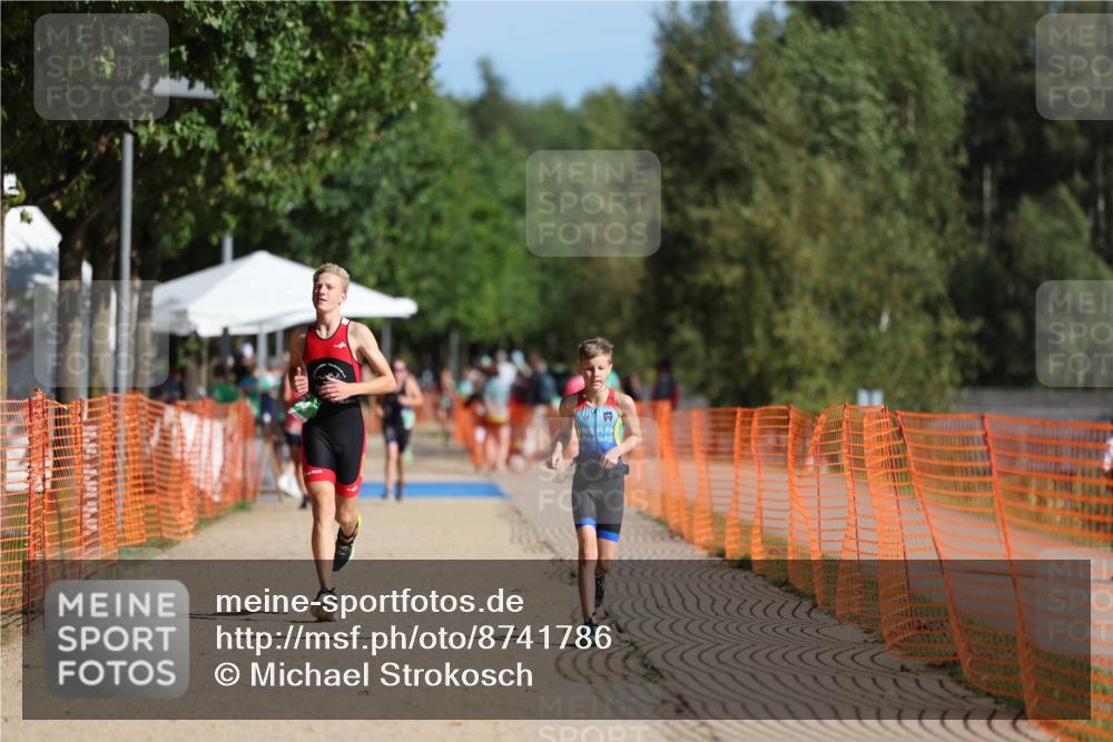 07.09.2025 - 19. Norderstedt Triathlon Michael Strokosch http://msf.ph/oto/8741786 07.09.2025 10:56:46 Laufen 98, 104 meine-sportfotos.de