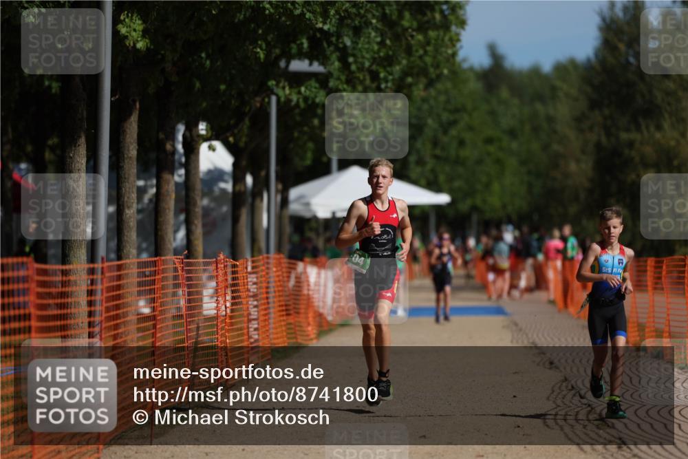 07.09.2025 - 19. Norderstedt Triathlon Michael Strokosch http://msf.ph/oto/8741800 07.09.2025 10:56:47 Laufen 98, 104 meine-sportfotos.de