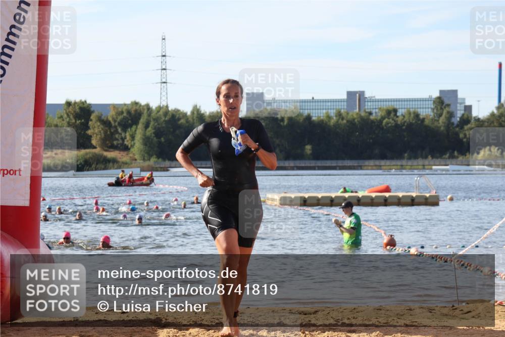 07.09.2025 - 19. Norderstedt Triathlon Luisa Fischer http://msf.ph/oto/8741819 07.09.2025 10:05:03 Schwimmen 1117 meine-sportfotos.de
