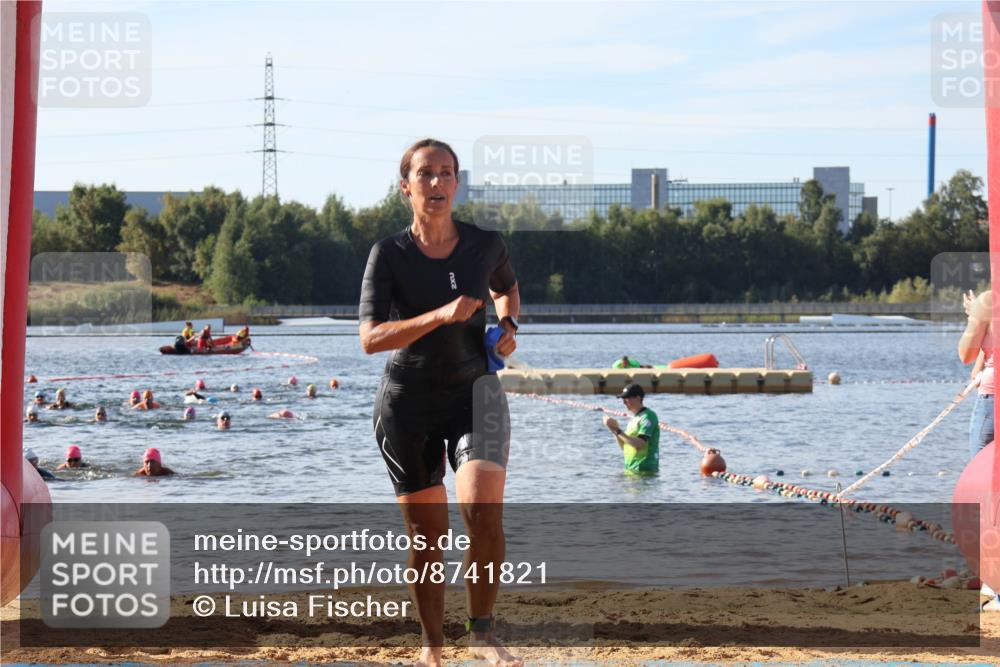 07.09.2025 - 19. Norderstedt Triathlon Luisa Fischer http://msf.ph/oto/8741821 07.09.2025 10:05:04 Schwimmen 1117 meine-sportfotos.de