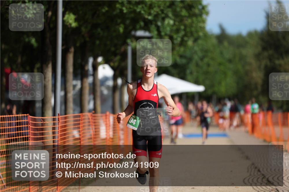 07.09.2025 - 19. Norderstedt Triathlon Michael Strokosch http://msf.ph/oto/8741909 07.09.2025 10:56:50 Laufen 98, 104 meine-sportfotos.de