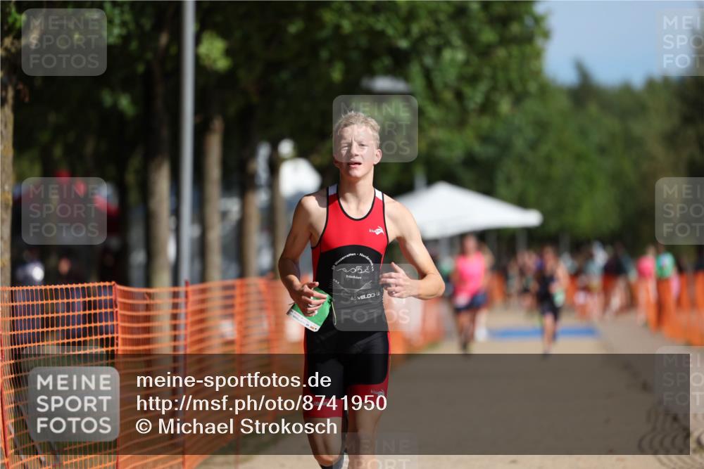 07.09.2025 - 19. Norderstedt Triathlon Michael Strokosch http://msf.ph/oto/8741950 07.09.2025 10:56:50 Laufen 98, 104 meine-sportfotos.de
