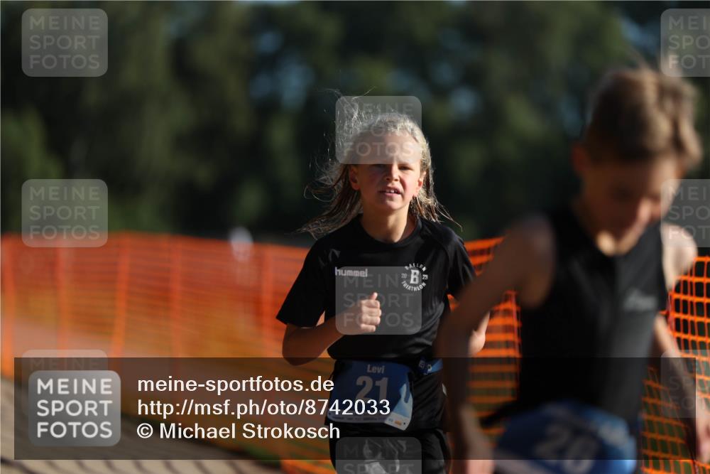 07.09.2025 - 19. Norderstedt Triathlon Michael Strokosch http://msf.ph/oto/8742033 07.09.2025 09:15:56 Laufen 21, 26 meine-sportfotos.de