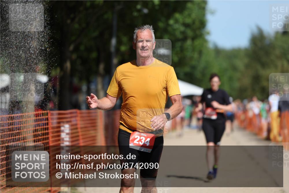 07.09.2025 - 19. Norderstedt Triathlon Michael Strokosch http://msf.ph/oto/8742090 07.09.2025 12:32:21 Laufen 164, 234, 1349 meine-sportfotos.de