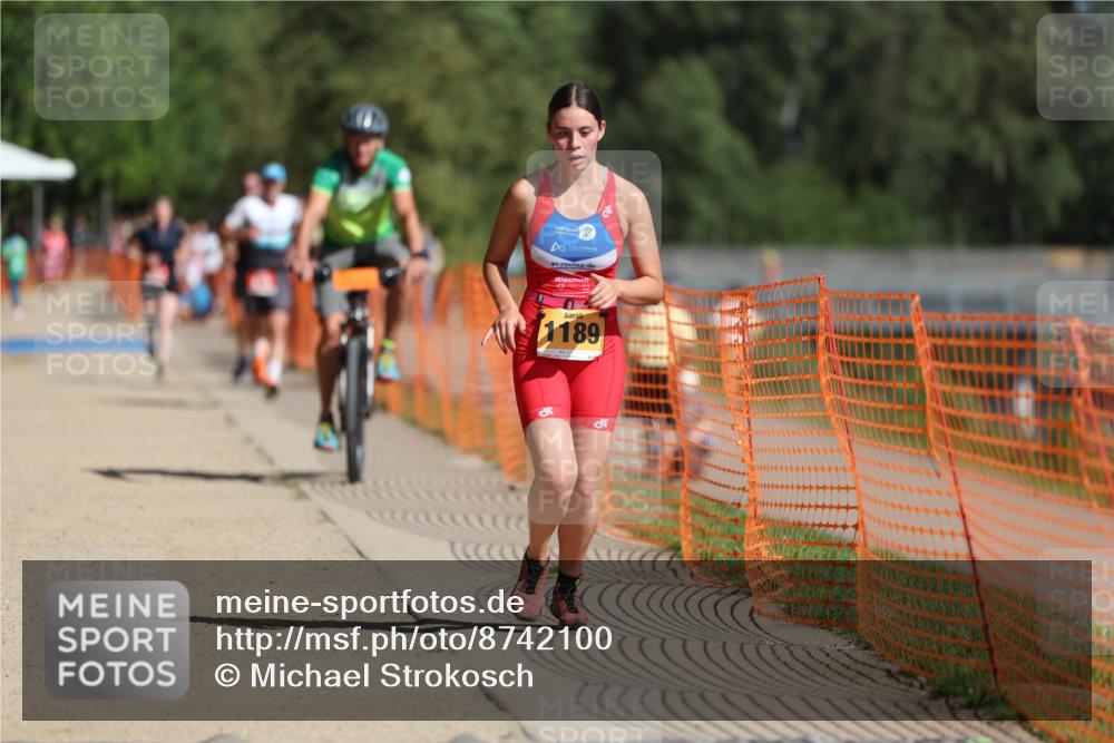 07.09.2025 - 19. Norderstedt Triathlon Michael Strokosch http://msf.ph/oto/8742100 07.09.2025 11:54:27 Laufen 238, 819, 1189 meine-sportfotos.de