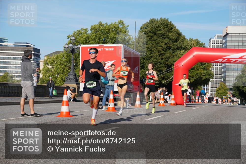 07.09.2025 - BARMER Alsterlauf Yannick Fuchs http://msf.ph/oto/8742125 07.09.2025 09:28:21 Laufen 8081, 26, 8204, 3514 meine-sportfotos.de