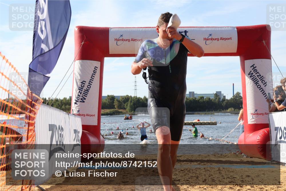 07.09.2025 - 19. Norderstedt Triathlon Luisa Fischer http://msf.ph/oto/8742152 07.09.2025 10:05:37 Schwimmen 1119, 1127, 1141 meine-sportfotos.de