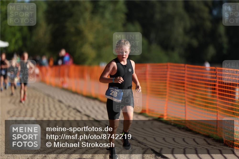 07.09.2025 - 19. Norderstedt Triathlon Michael Strokosch http://msf.ph/oto/8742219 07.09.2025 09:16:12 Laufen 28 meine-sportfotos.de
