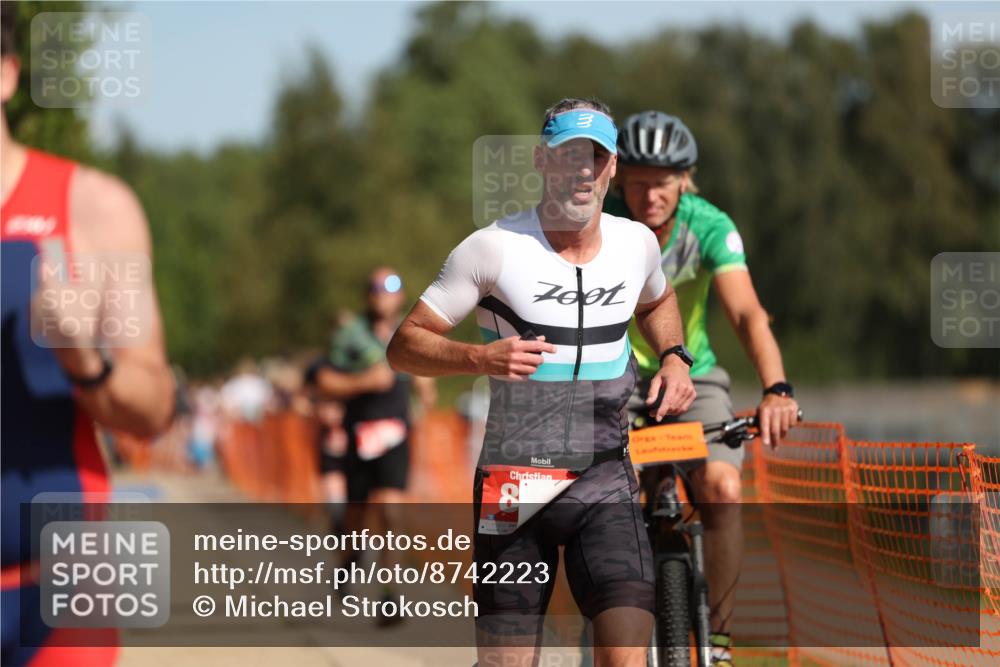 07.09.2025 - 19. Norderstedt Triathlon Michael Strokosch http://msf.ph/oto/8742223 07.09.2025 11:54:34 Laufen 238, 819, 984, 1257, 1395 meine-sportfotos.de