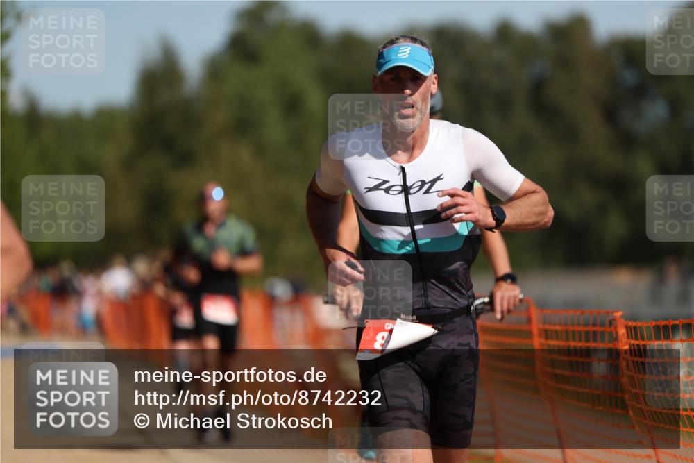 07.09.2025 - 19. Norderstedt Triathlon Michael Strokosch http://msf.ph/oto/8742232 07.09.2025 11:54:35 Laufen 238, 819, 984, 1257, 1395 meine-sportfotos.de