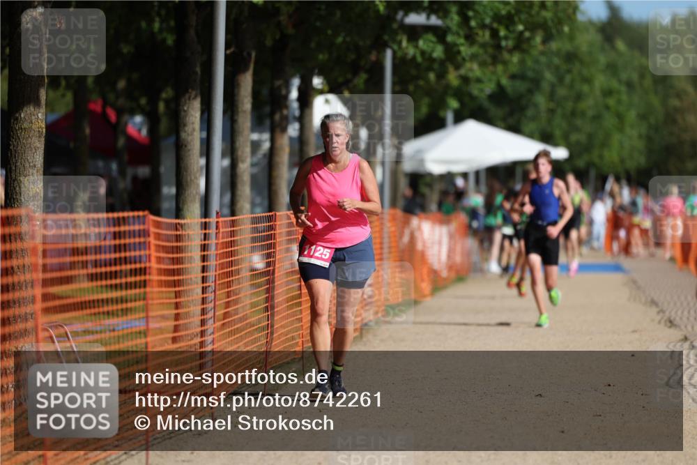 07.09.2025 - 19. Norderstedt Triathlon Michael Strokosch http://msf.ph/oto/8742261 07.09.2025 10:57:03 Laufen 122, 1125 meine-sportfotos.de