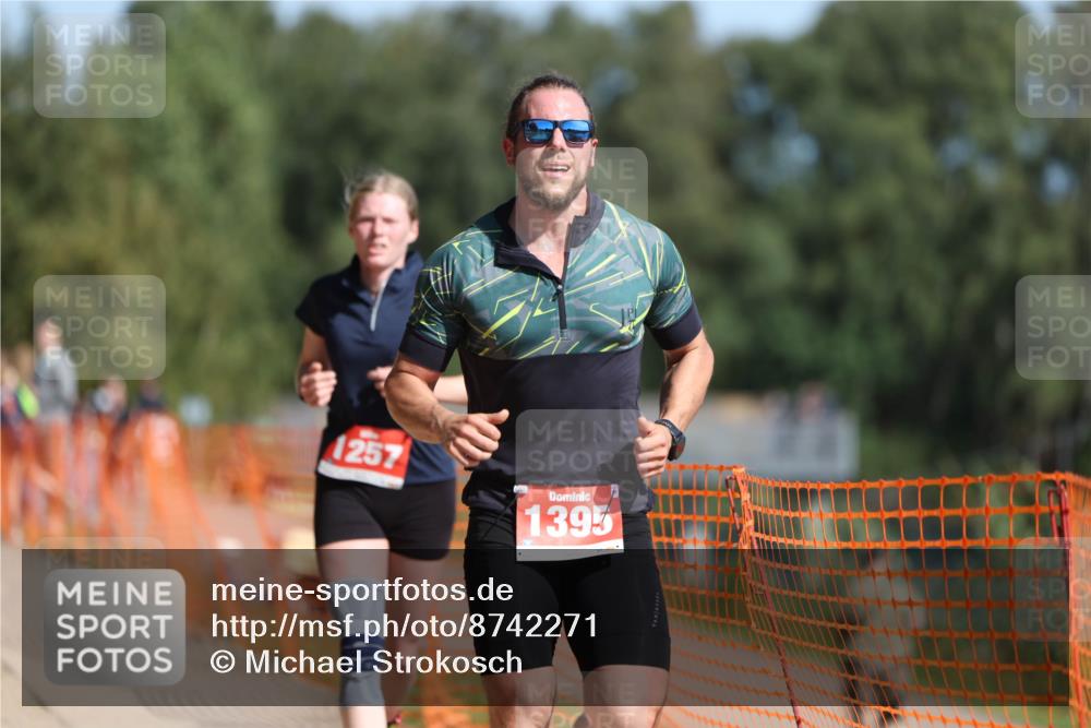 07.09.2025 - 19. Norderstedt Triathlon Michael Strokosch http://msf.ph/oto/8742271 07.09.2025 11:54:39 Laufen 819, 984, 1257, 1395 meine-sportfotos.de