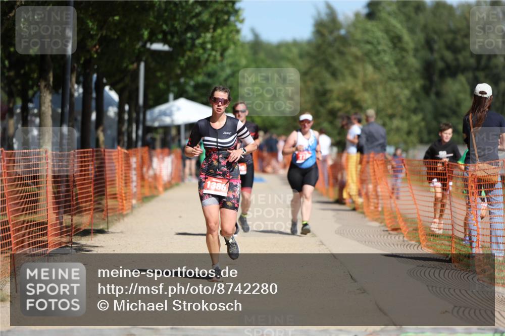 07.09.2025 - 19. Norderstedt Triathlon Michael Strokosch http://msf.ph/oto/8742280 07.09.2025 12:32:31 Laufen 779, 1370, 1386 meine-sportfotos.de