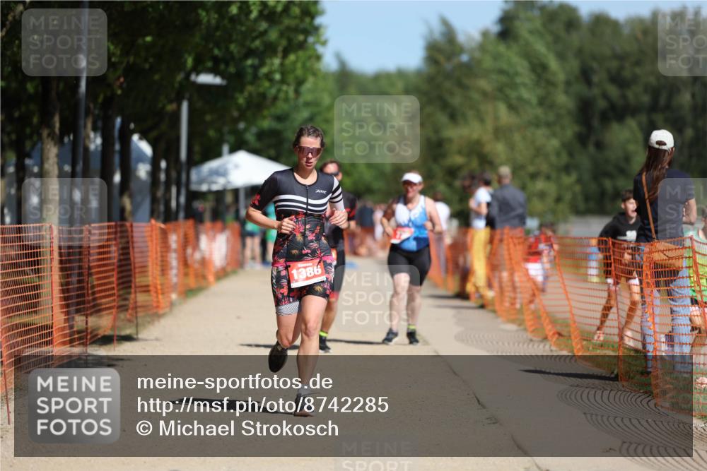 07.09.2025 - 19. Norderstedt Triathlon Michael Strokosch http://msf.ph/oto/8742285 07.09.2025 12:32:31 Laufen 779, 1370, 1386 meine-sportfotos.de