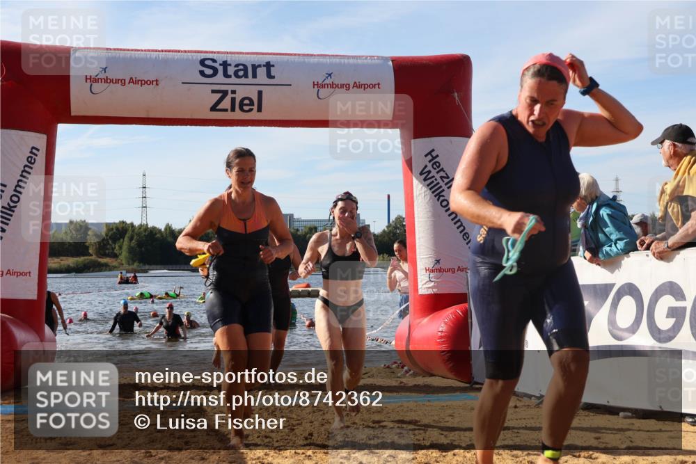 07.09.2025 - 19. Norderstedt Triathlon Luisa Fischer http://msf.ph/oto/8742362 07.09.2025 10:05:53 Schwimmen 1111, 1114, 1119, 1126, 1131, 1132, 1135, 1144, 1146 meine-sportfotos.de