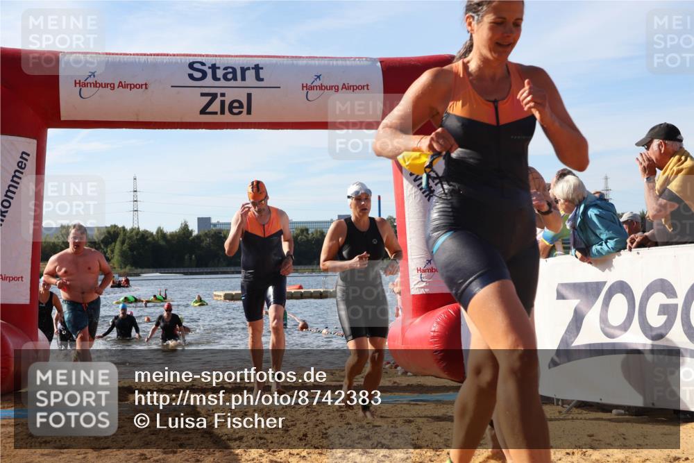 07.09.2025 - 19. Norderstedt Triathlon Luisa Fischer http://msf.ph/oto/8742383 07.09.2025 10:05:54 Schwimmen 1111, 1114, 1119, 1126, 1131, 1132, 1135, 1144, 1146 meine-sportfotos.de