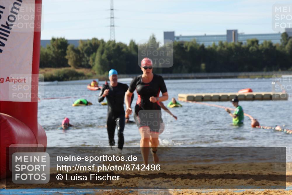 07.09.2025 - 19. Norderstedt Triathlon Luisa Fischer http://msf.ph/oto/8742496 07.09.2025 10:06:01 Schwimmen 1111, 1112, 1114, 1126, 1131, 1132, 1135, 1140, 1144, 1146 meine-sportfotos.de