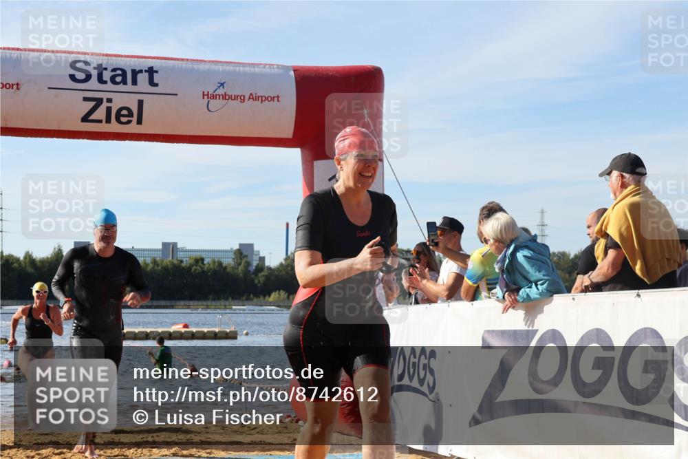 07.09.2025 - 19. Norderstedt Triathlon Luisa Fischer http://msf.ph/oto/8742612 07.09.2025 10:06:06 Schwimmen 1112, 1114, 1126, 1132, 1135, 1137, 1140, 1146 meine-sportfotos.de