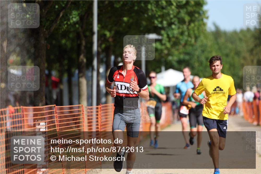 07.09.2025 - 19. Norderstedt Triathlon Michael Strokosch http://msf.ph/oto/8742613 07.09.2025 11:55:24 Laufen 228, 710, 734, 746, 1164, 1173, 1202 meine-sportfotos.de
