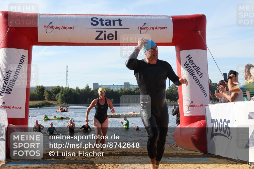07.09.2025 - 19. Norderstedt Triathlon Luisa Fischer http://msf.ph/oto/8742648 07.09.2025 10:06:07 Schwimmen 1112, 1126, 1135, 1137, 1140, 1146 meine-sportfotos.de