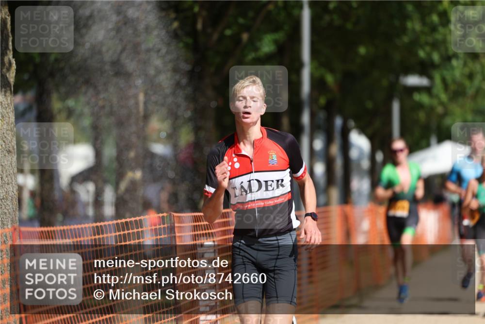 07.09.2025 - 19. Norderstedt Triathlon Michael Strokosch http://msf.ph/oto/8742660 07.09.2025 11:55:25 Laufen 228, 710, 734, 746, 1164, 1173, 1202 meine-sportfotos.de