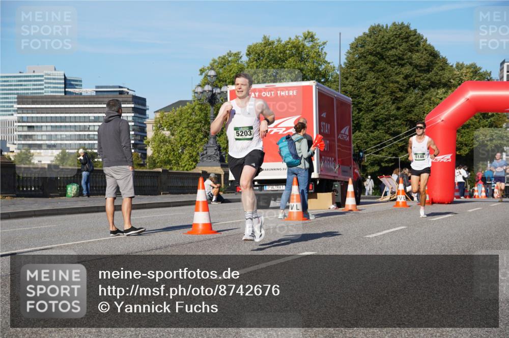 07.09.2025 - BARMER Alsterlauf Yannick Fuchs http://msf.ph/oto/8742676 07.09.2025 09:28:47 Laufen 5203, 1, 5148 meine-sportfotos.de